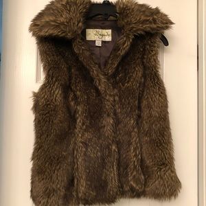 Baguda Faux Fur Vest Size S